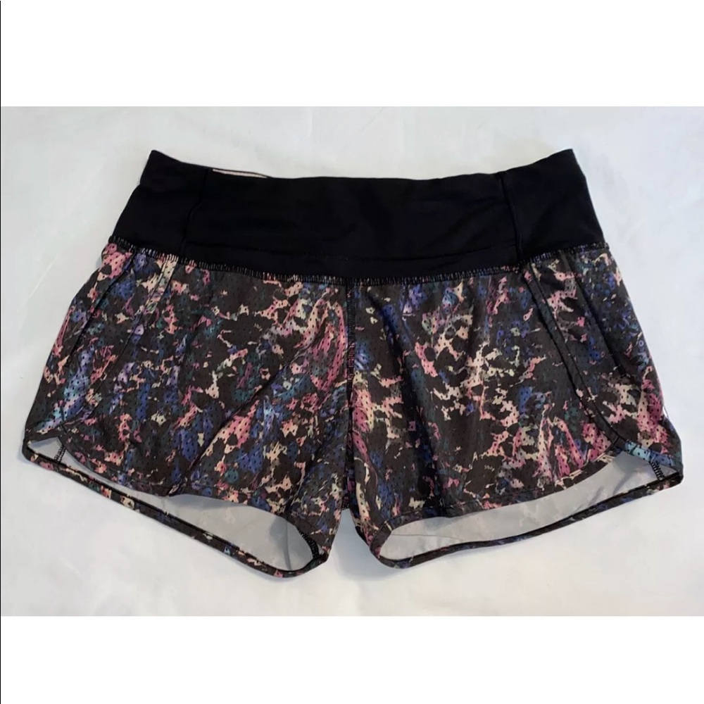 Lululemon shorts 4